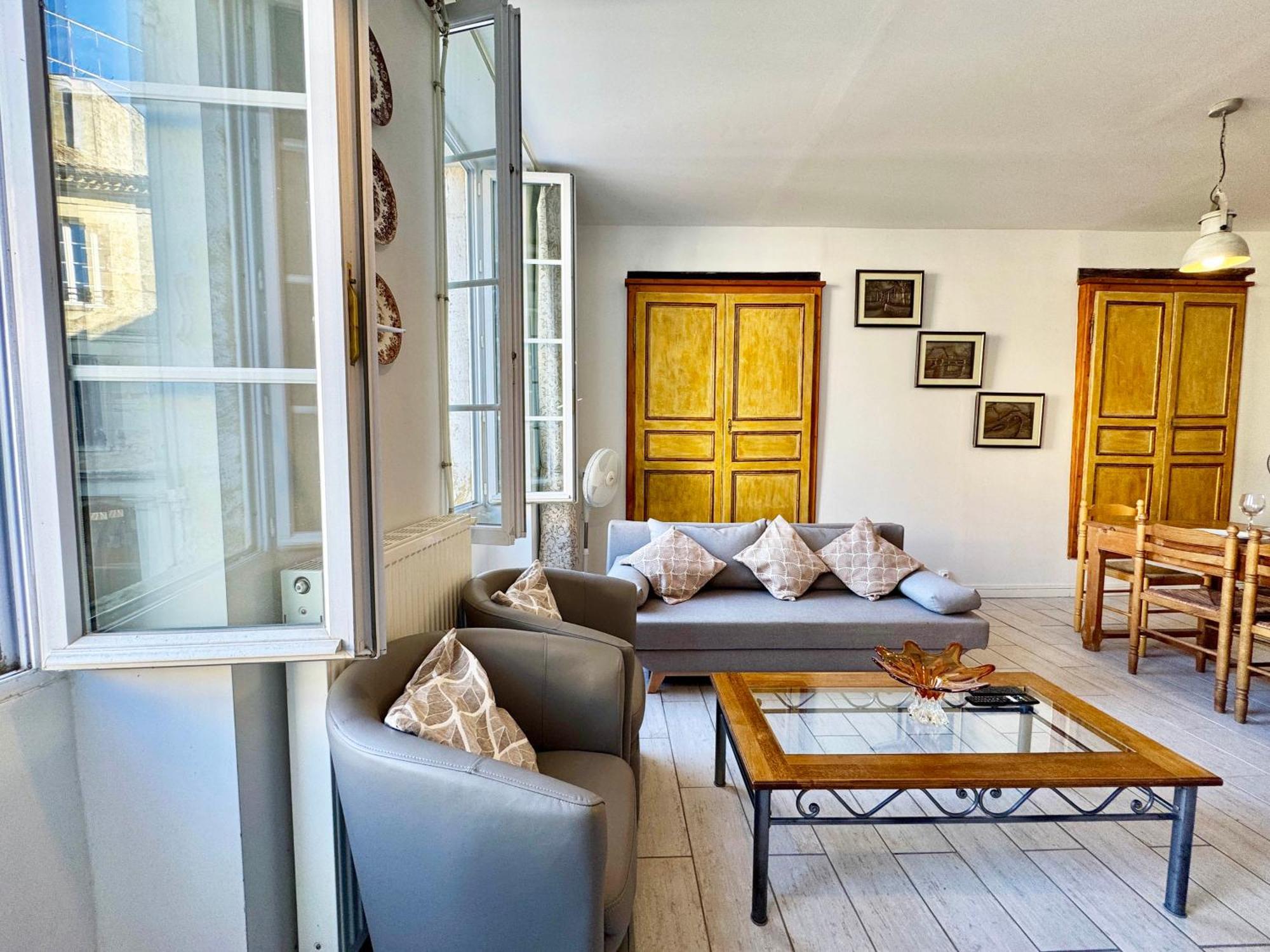 Maison De Ville Au Coeur D'Une Bastide Historique Monségur Extérieur photo